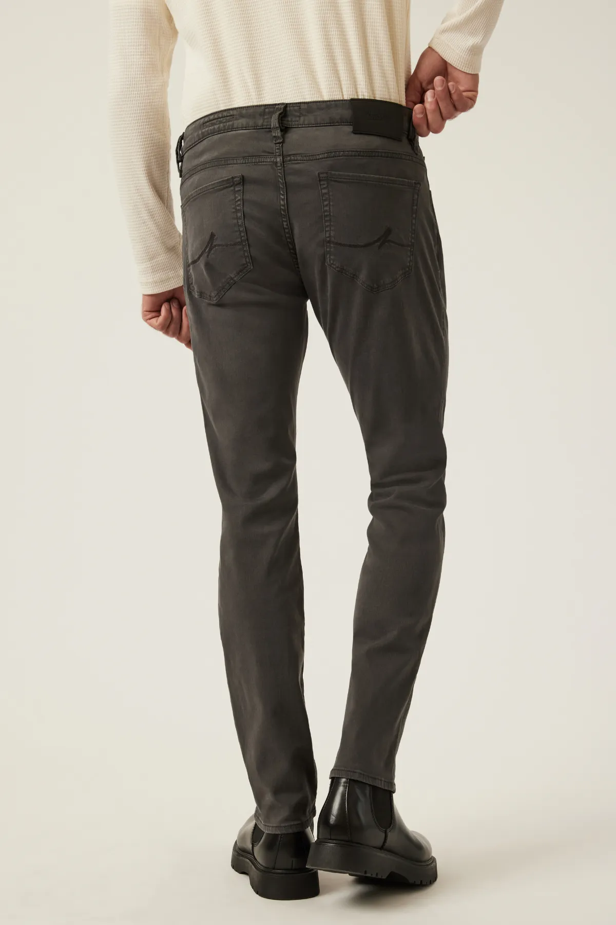 Charisma Classic Straight in Ash Twill