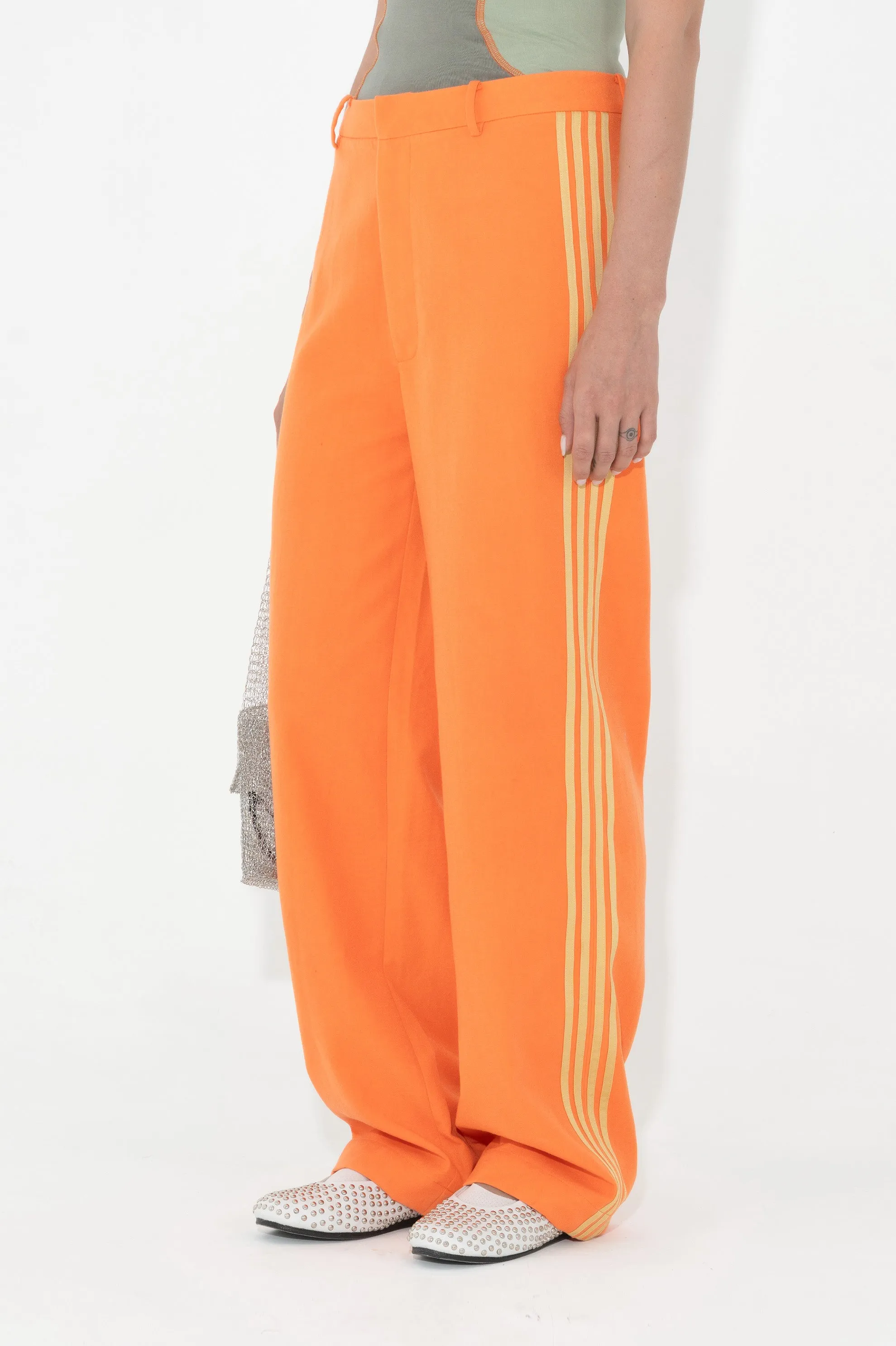 Untailored Non-Trackpant in Blazing Orange